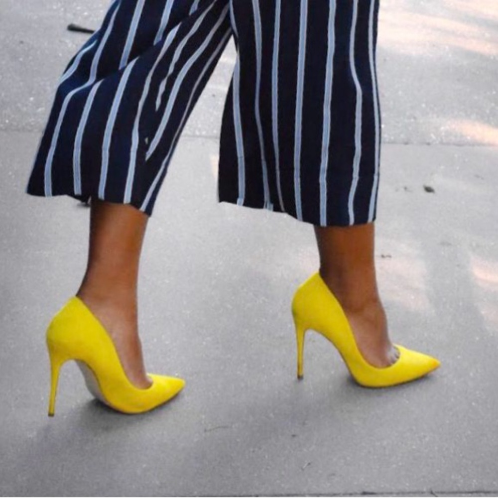 NEW Kelly & Katie Yellow Heels Size 8